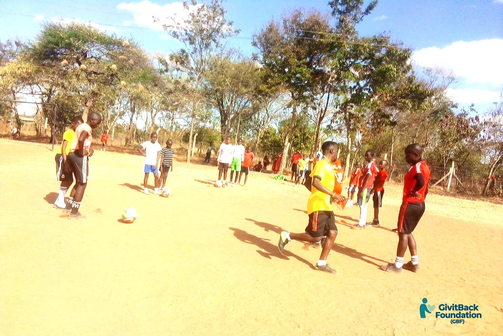 Footwork and focus under the sun!